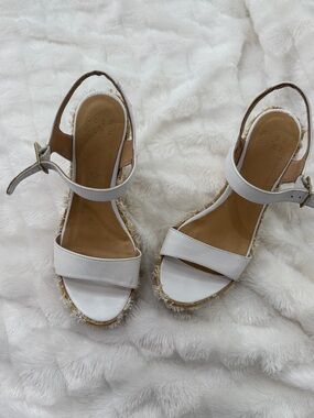 Alex Marie Wedges Size 6 Made in Spain White Leather Espadrille Platform Sandals